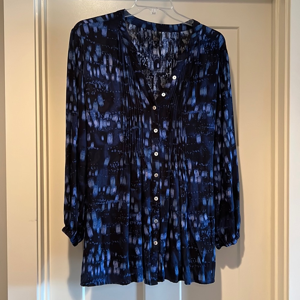 Melissa McCarthy blouse